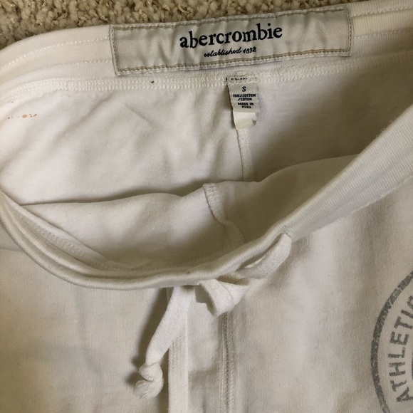 Y2K Abercrombie white soft skort - Picture 3 of 6